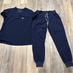 Figs Navy Catarina and Zamora Petite Scrub Set XS
